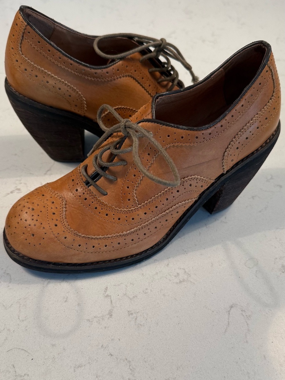 Jeffrey Campbell Handmade Ibiza Women’s Lace-Up Brogue Heeled Oxfords in Tan